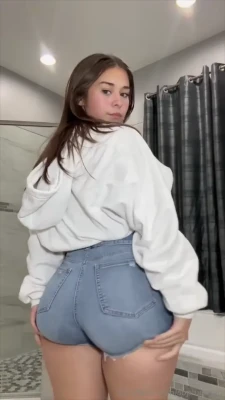 sophieraiin - Getting folded in half and my pussy fucked just feels so fucking good