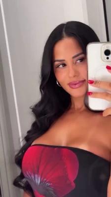 katyaelisehenry - POV: You're lying next to me in bed