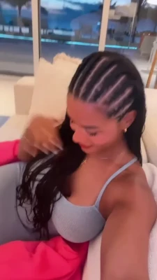 katyaelisehenry - spoil me in the DMs baby 💕