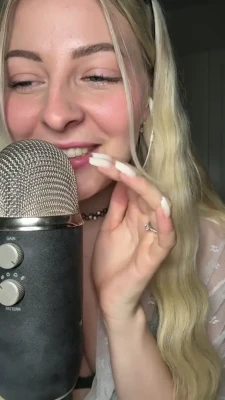 asmrjanina - Scheduling Skypes between 6:30pm-11pm tonight. This is one of the
