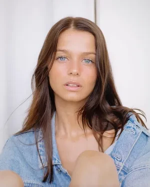 chloecxmpbell