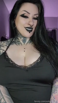 xohmygoth - I feel a Lil cute today