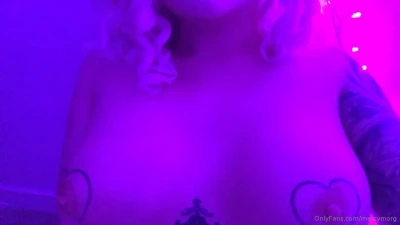 mercymorgbigtitsgoth - Black suit for my new content 🖤 wanna see it? 😈 Dm me!