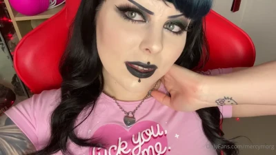 mercymorgbigtitsgoth - This is naughty @frankiehollywoodnew