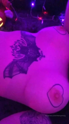 mercymorgbigtitsgoth - You guys Been watching me on chaturbate lately ?(=