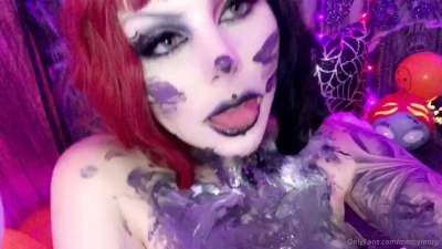 mercymorgbigtitsgoth - please call me a good girl ʕ´• ᴥ •`ʔ