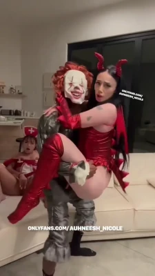 auhneeshnicole - Come take a shower with me