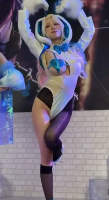 haneame - And something from today for your titty Tuesday 😘