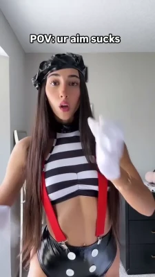 izzygreen - EXTREMELY HOT BIG BOOBS GIRL  emmycrysssssss   QUALITY CONTENT  