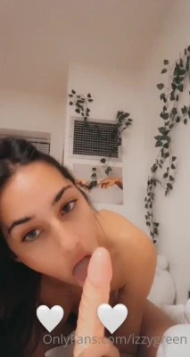 izzygreen - Glimpse of the sexy time Lupe had with @azhotwifexxx OMG was it a