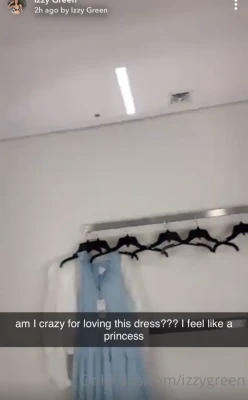 izzygreen - should I post more ass or titts