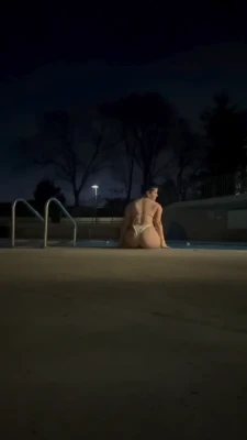 liftsavv_ - Did you know sleeping with someone makes you 20% happier? You can