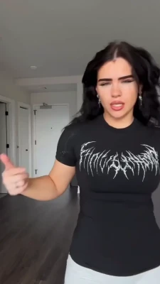 liftsavv_ - Sending out a new clip of my beautiful ass smothering a lucky mans
