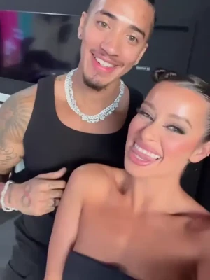 jeseniaecheverria - lick it off 👅