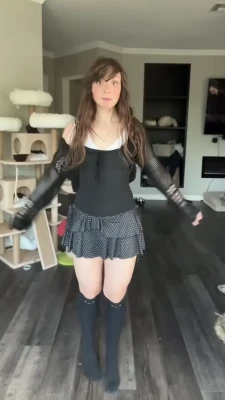 sophiazipay - As I get older, my ass get even more hairy ! I love it