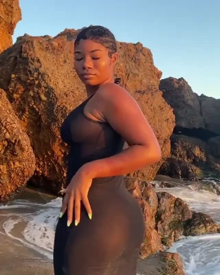 kyylarenee - don't treat me like I'm average... open my DMs