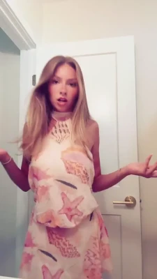 steeleurgorl - I shot a few TikToks again but this one was just too spicy to upload