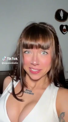 queenkalinxxx - Cummin' in HOT 🪖