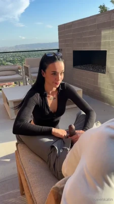 queenkalinxxx - It s very cold in here  could you warm me up