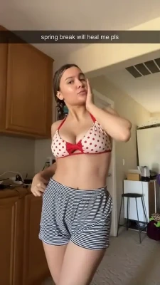 esterrdobrik - Trying to whip my body into shape.💦 Enjoy some nude selfies with