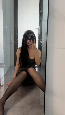 77_sunnyyy - Would you get in with us? 😜