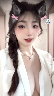77_sunnyyy - What are your favorite things about my body? 👀