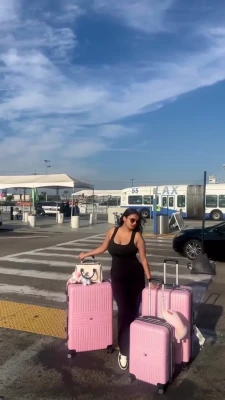 _ayushaaaa__ - WATCH ME AND MY STRIPPER FRIENDS HAVE ORGYS ASK FOR INFO