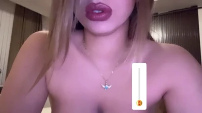 elifkaraarslan_17 - It’s Wet Wednesday babe! Slide into my DM and make me wet💦💦