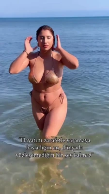 elifkaraarslan_17 - How are your moods before the weekend?  I've had a busy week. So I'm