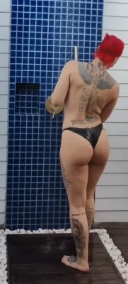 ollyesse - Sweatpants booty shot