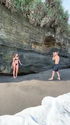 rachelle_v_waardhuizen - Let's explore the wild side together.
