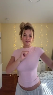 kirapregiato - Let's fill the night with nothing but wild online sex 😈