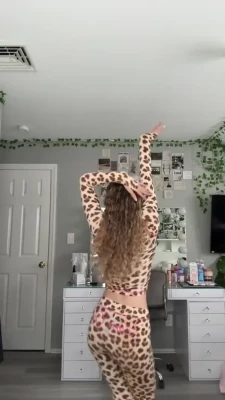 kirapregiato - Fuck me out in nature!