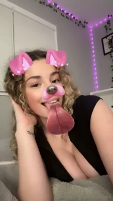 kirapregiato - 1 27 mins plug on dildo pussy angle