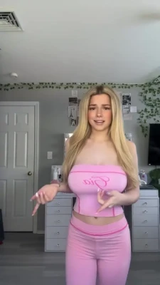 kirapregiato - Sexy picture