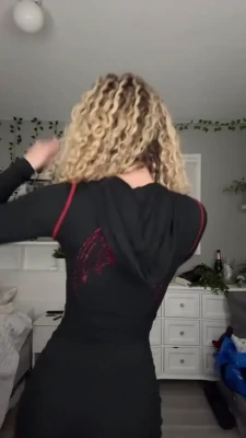 kirapregiato - nice and lubed up