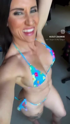 lesley_cusumano - Soles Soles! 🦶🏻🦶🏻 Limpiecita siempre 🤤💦👅