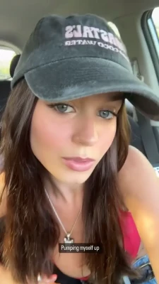 chloecxmpbell - En live ce soir! 19h  Bisous à tous