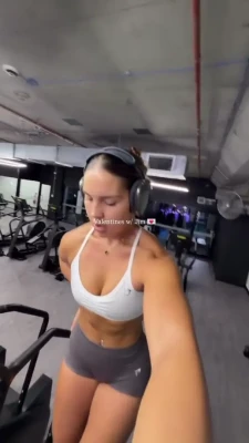 kelsiefaiththomas - …..👀. Yes, if you’re a Content Creator and you want to make