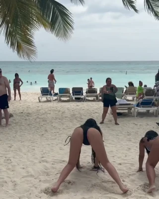 ashrd - Since i can't post this video on tiktok..i think here is his