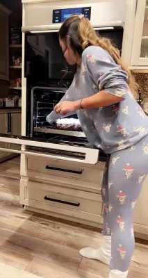 sommerray - Bimbo Influencer's Update With Accidental Flashing RP [3:12] - Now