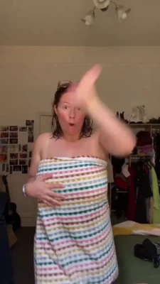 slice_of_salami - Just some nasty screenshots from a deepthroat show 01-01-2019, enjoy