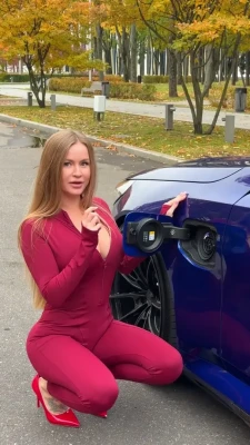 sonyatemnikova - Is getting hot in here, should I take it off ?