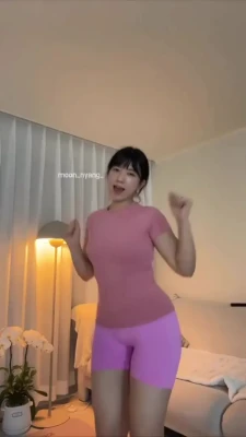 moon_nyang_ - Good morning my fantastic freaky friends it’s tues in the house of