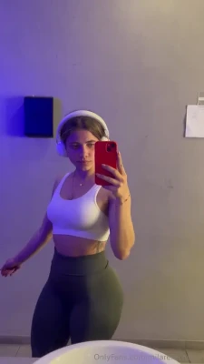 milenarefachoo - 2 babes are better then 1 right ? READ BELOW if you want to see more!