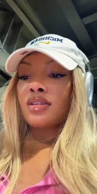 jazwiththevibes - Please cum on my face 🥵