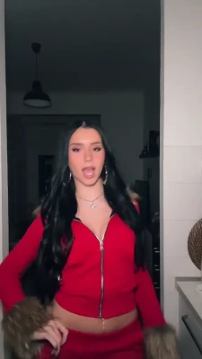aliceeperego - is perfect for receiving a tongue! 👅 I love to masturbate and cum