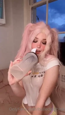 belledelphine - Chilling with my babes xxx
