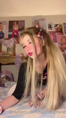 belledelphine - Pillow humping by sub request 💕