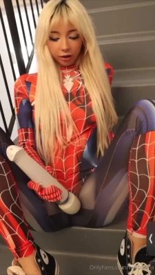 waifumiia - want me to suck it? 😋